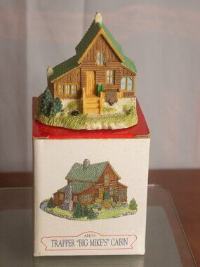 Liberty Falls Collection Vintage Trapper Big Mike's Cabin Miniature Log Cabin